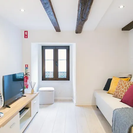 Gem Of The Historic Center Lissabon